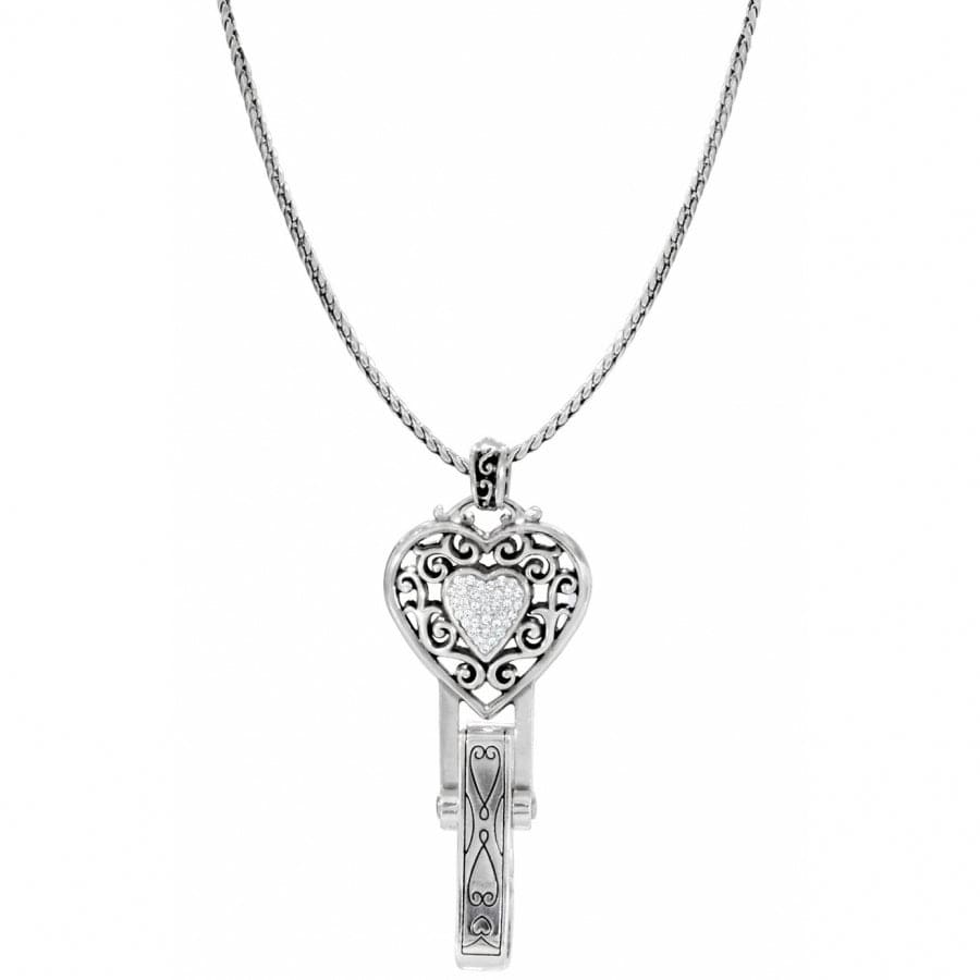 Reno Heart Badge Clip Necklace - Stylish Jewelry Accessory